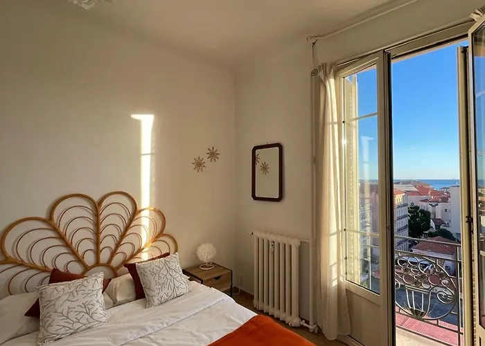 Situe Au Centre De Apartment *